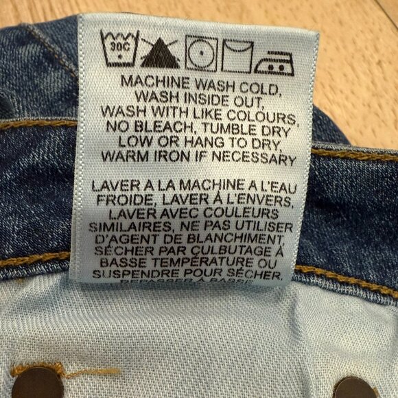 The Castings High-Rise Skinny Crop Denim - Picture 6 of 8